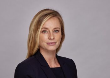 Right The Wrongs, Scars Still Remain, CEO of Ocean Vision Legal Anna von Rebay:  Proper Education Is The Only Way to Save The Ocean!