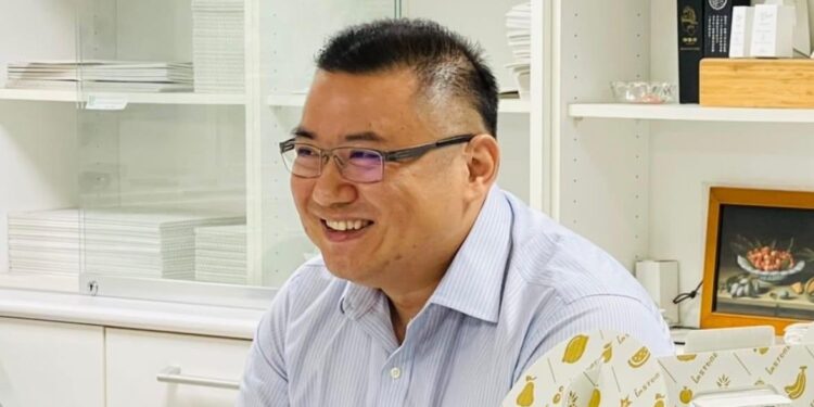 President of Taiwan Lung Meng Advanced Composite Materials CO., LTD, Henry Liang: Instead of Trees, I Use Debris to Make Paper